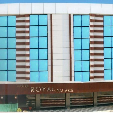 Hotel Royal Palace 布莱尔港 外观 照片